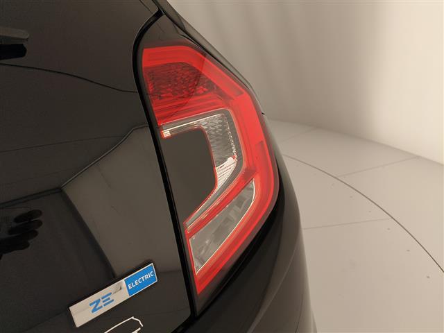 RENAULT Twingo 00189536_VO38023507