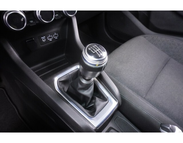 Inside Clio Diesel  Gris Titanium