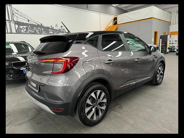 RENAULT Captur 00012316_VO38023184