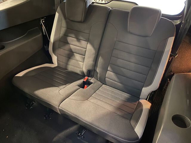Inside Lodgy Diesel  Gris Cometa