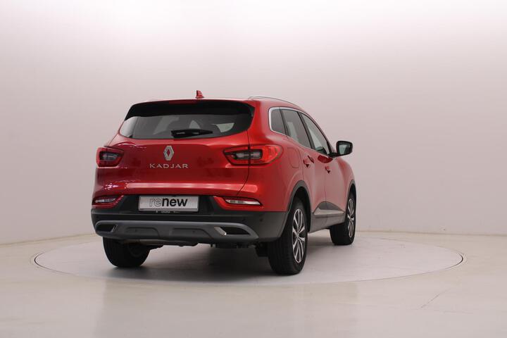 Outside Kadjar  Rojo Deseo