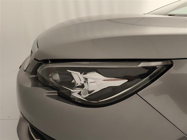 PEUGEOT 308 II 2018 SW 00189405_VO38023507