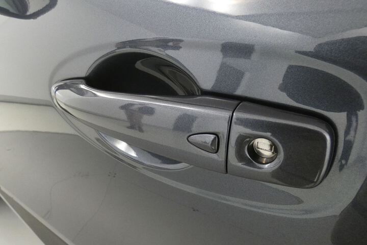 Inside Kadjar Diesel  Gris Titanium