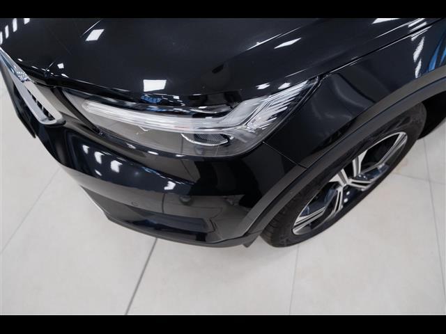 VOLVO XC40 40001650_VO38053400