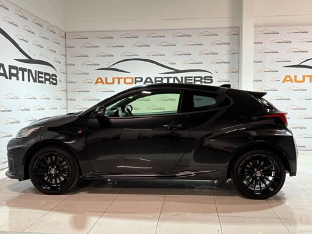 Exterieur Yaris  zwart