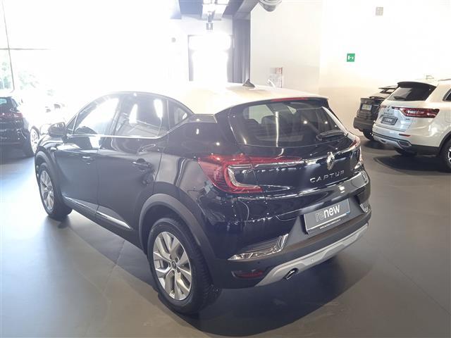 RENAULT Captur 04824442_VO38013042