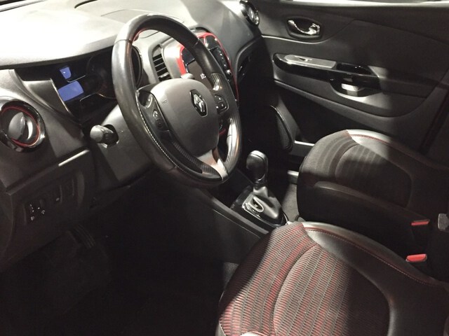 Inside Captur  Rojo Deseo con techo