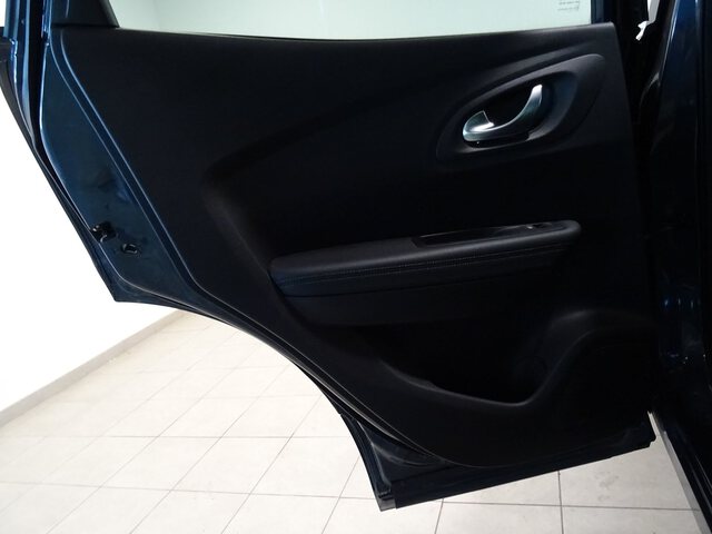 Inside Kadjar  GRIS TITANIUM