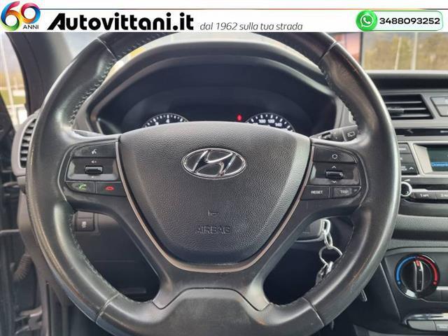 HYUNDAI i20 00955767_VO38023207