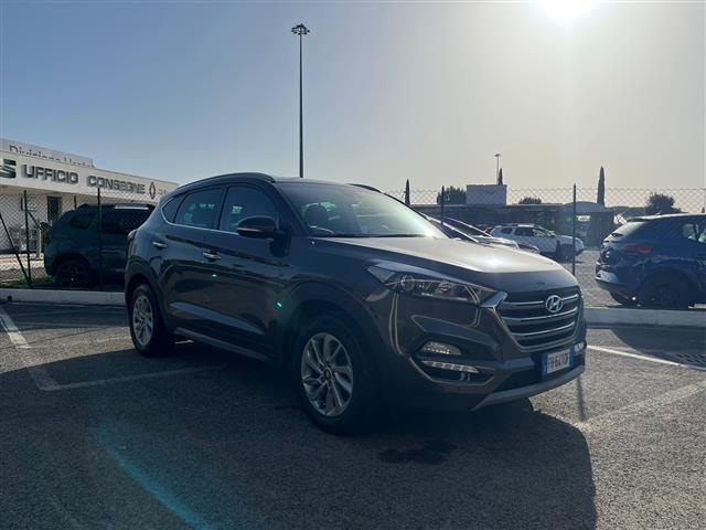 HYUNDAI Tucson 02640600_VO38043366
