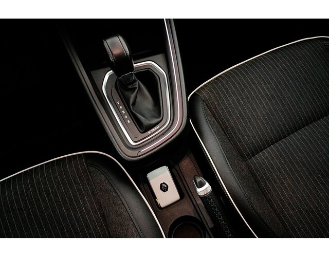 Inside Clio Híbrido  Gris