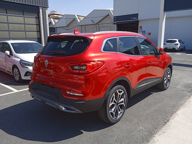 Outside Kadjar  Rojo Deseo