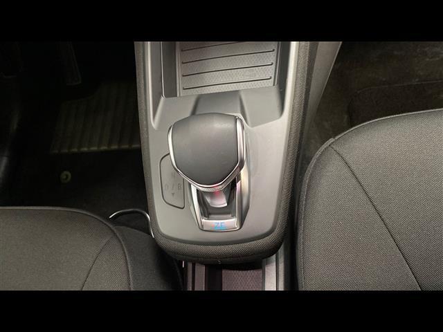 RENAULT Zoe 2020 00335368_VO38013550