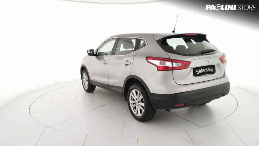 NISSAN Qashqai 00683233_VO38023454