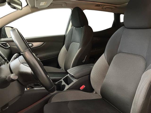 NISSAN Qashqai 00985406_VO38023207