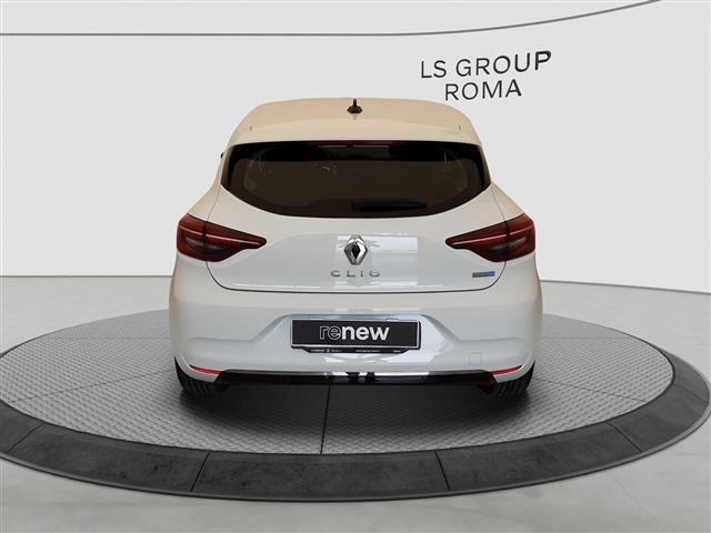 RENAULT Clio 04715246_VO38013034