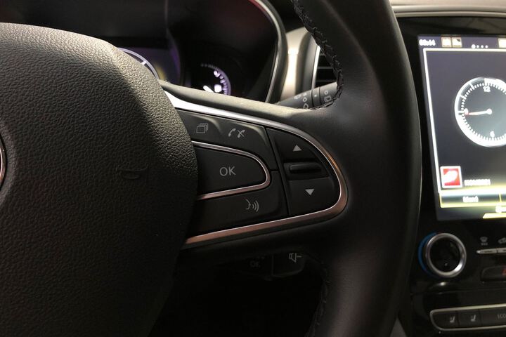 Inside Talisman Sport Tourer Diesel  Gris