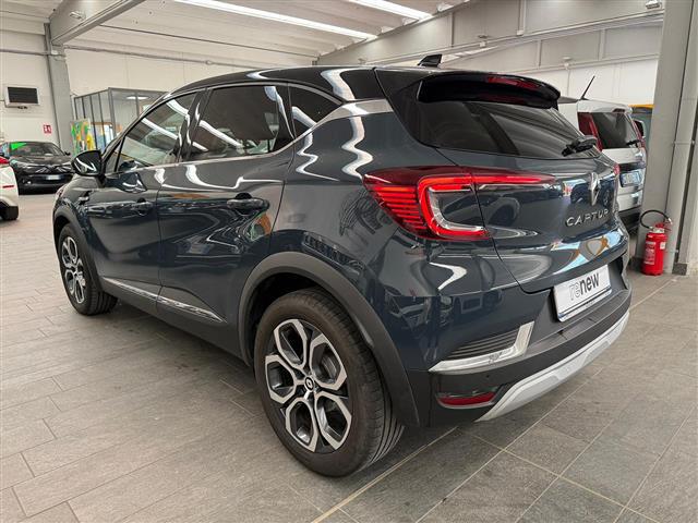 RENAULT Captur 00016060_VO38023184