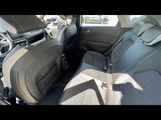 RENAULT Captur 05922142_VO38013080