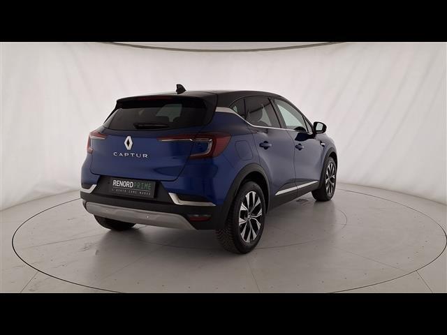 RENAULT Captur 00948034_VO38023732