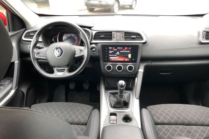 Inside Kadjar  Rojo Deseo