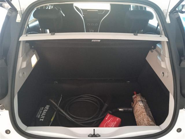 RENAULT ZOE 00014146_VO38043670