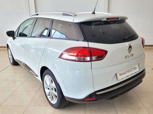 Inside Clio Sport Tourer Diesel  BLANC GLACIER