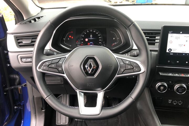 Inside Captur  Azul Rayo con techo 