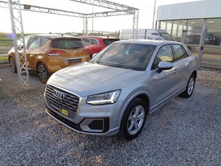 Audi - Q2