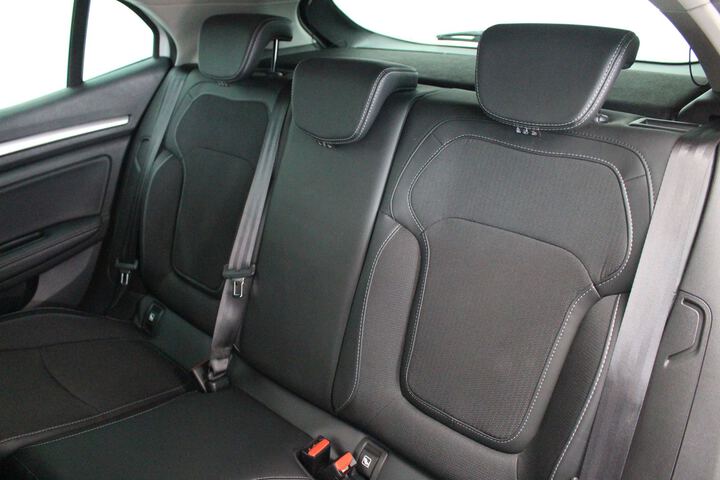 Inside  Megane  Blanco Nacarado