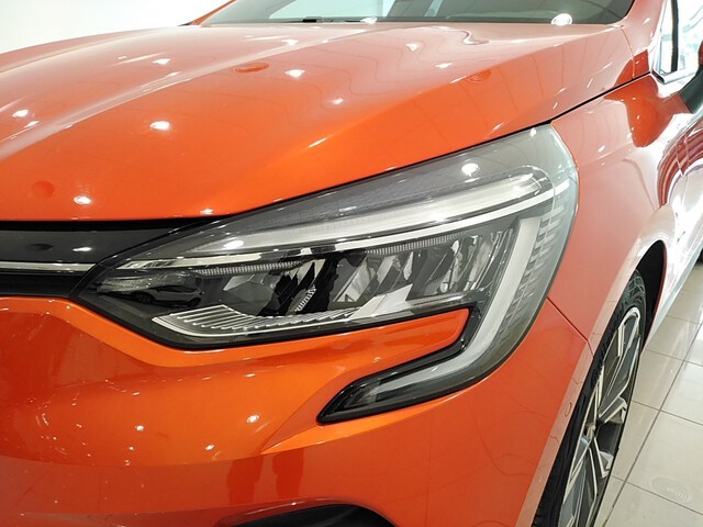 Inside Clio Híbrido  Naranja Valencia