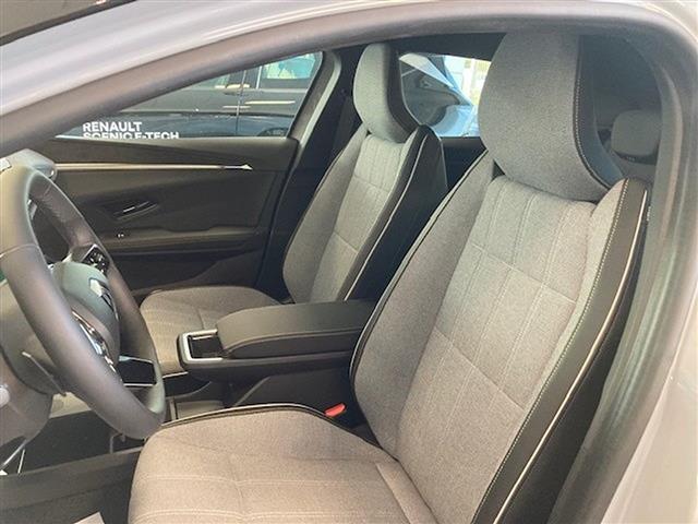 RENAULT Megane 00086711_VO38023184