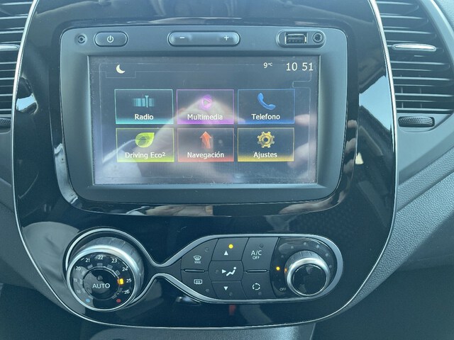 Inside Captur  Negro Brillante/Tech