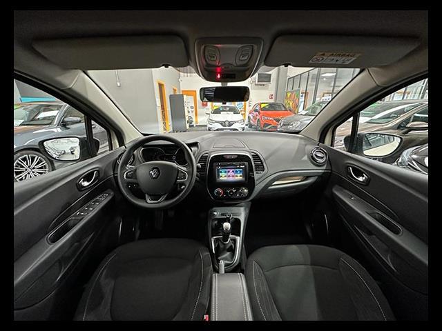 RENAULT Captur 00012351_VO38023184