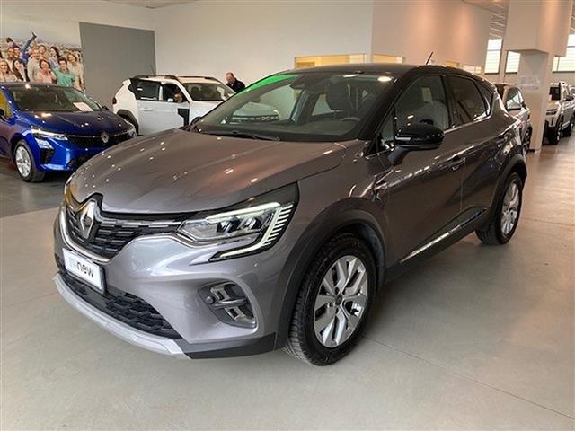RENAULT Captur 00015751_VO38023184