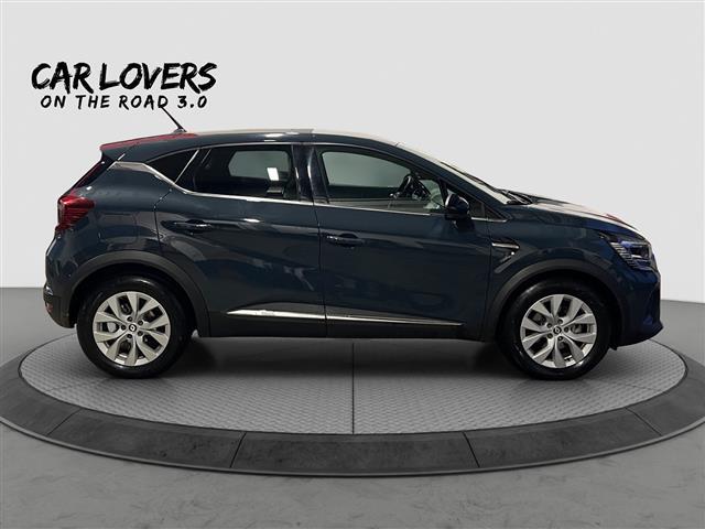 RENAULT Captur 05256750_VO38013034