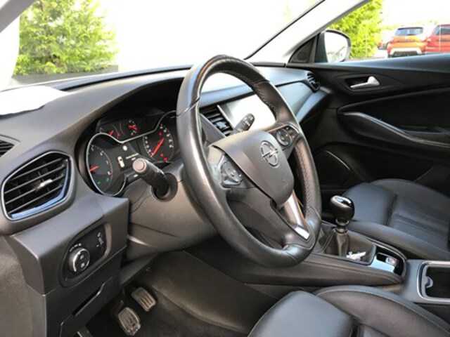 Exterieur Grandland X  wit