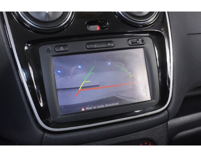 Inside Lodgy Diesel  GRIS