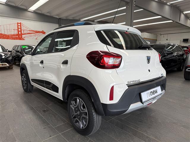DACIA Spring 00016165_VO38023184