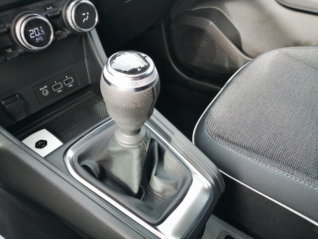 Inside Captur  Azul Volga con techo
