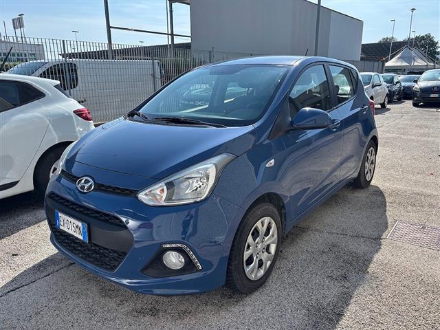 HYUNDAI i10 00513640_VO38013563