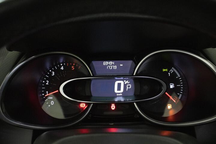 Inside Clio Diesel  Rojo Deseo