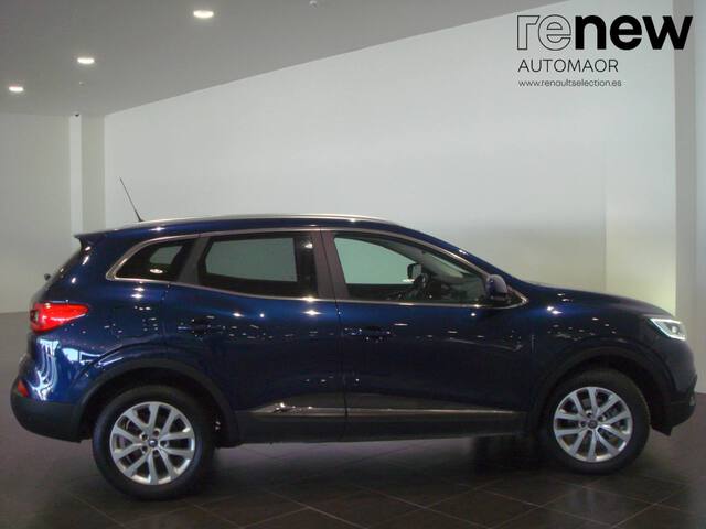 Outside Kadjar Diesel  Azul Cosmos
