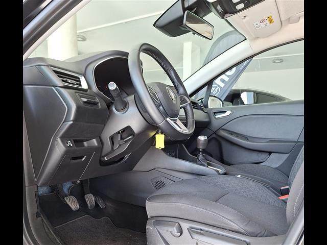 RENAULT Clio 00754518_VO38013074