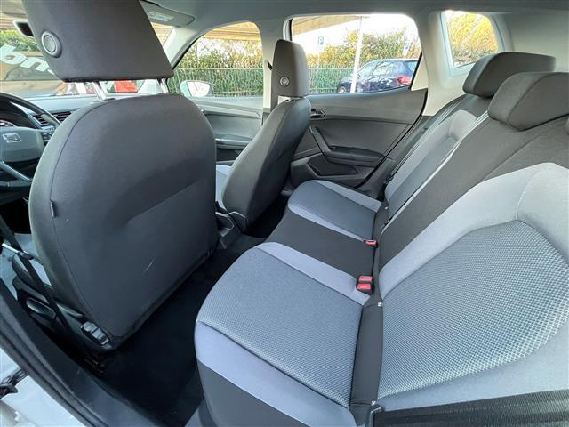 SEAT Arona 2017 02639530_VO38043366