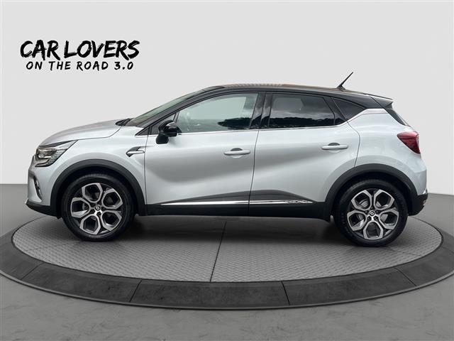 RENAULT Captur 05257075_VO38013034