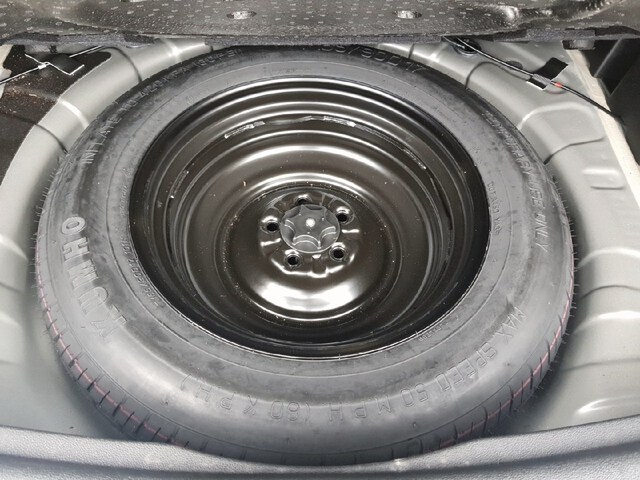 Inside Koleos Diesel  Gris Tornado