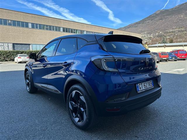 RENAULT Captur II 2024 00025873_VO38013404