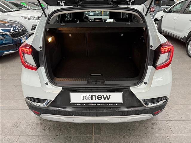 RENAULT Captur 00015560_VO38023184