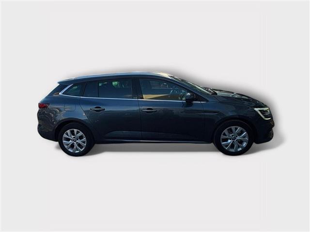 RENAULT Megane IV 2020 Sporter 06193769_VO38013080